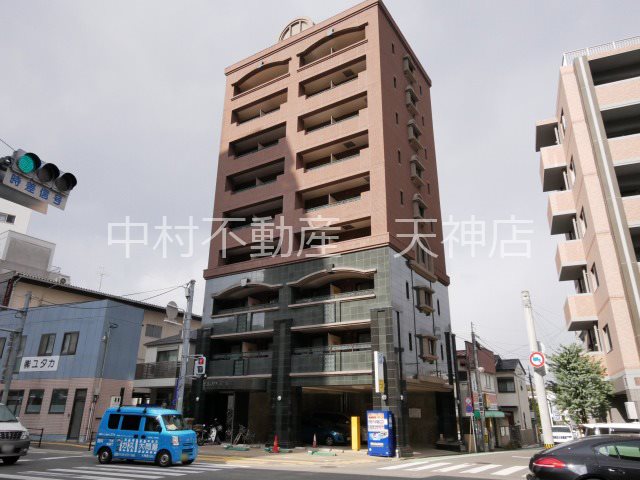 ダブルーンⅧ桜坂 外観