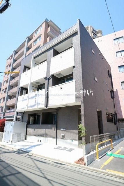 ライフ荒江 外観