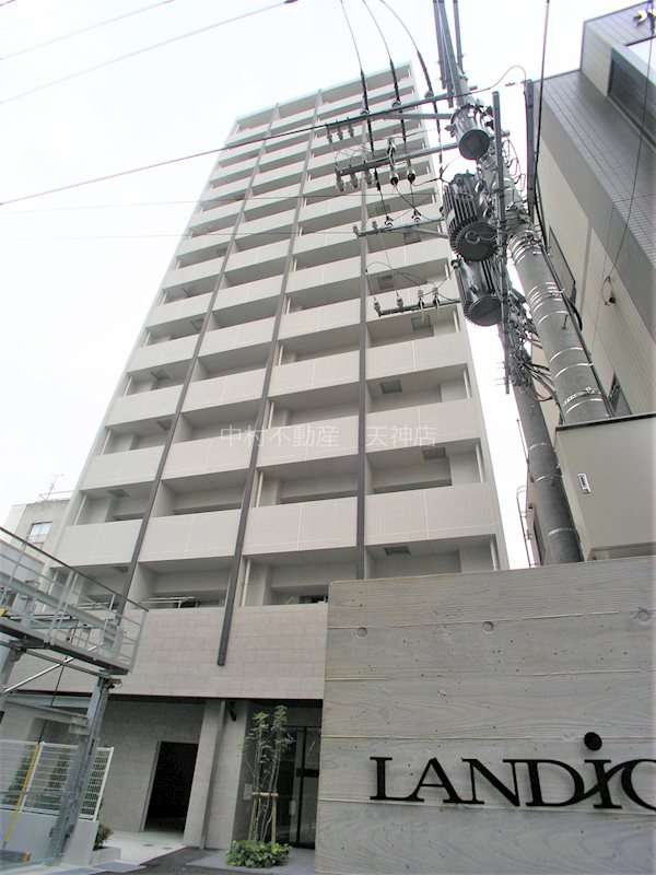 アソシアグロッツォ・クアトロ博多 エントランス