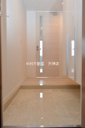 エグゼ博多コンドミニアム 玄関