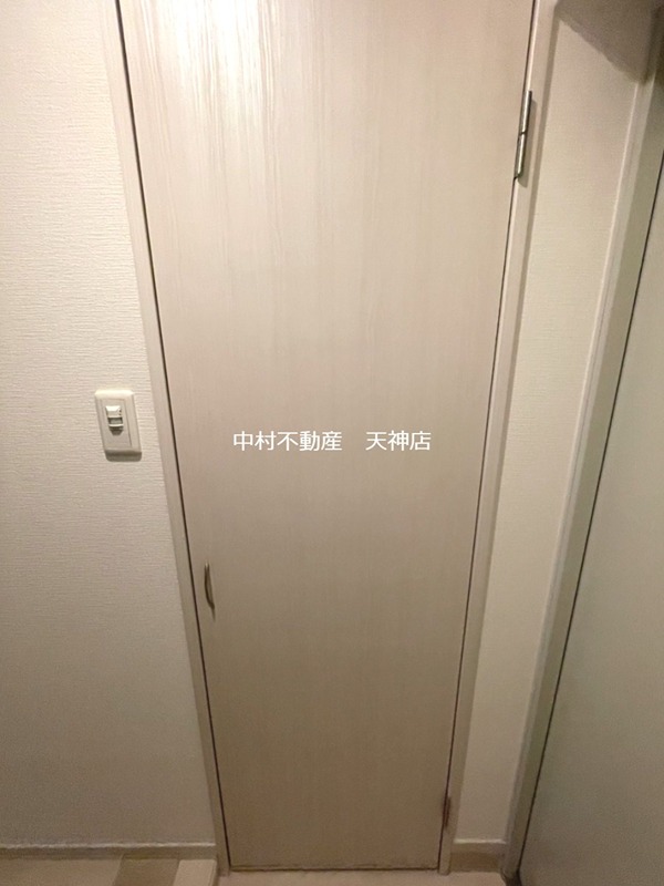 ウィステリア桜坂ヒルズ 玄関