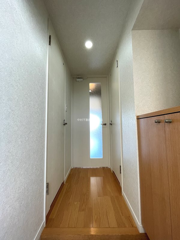 エンクレスト渡辺通南 玄関