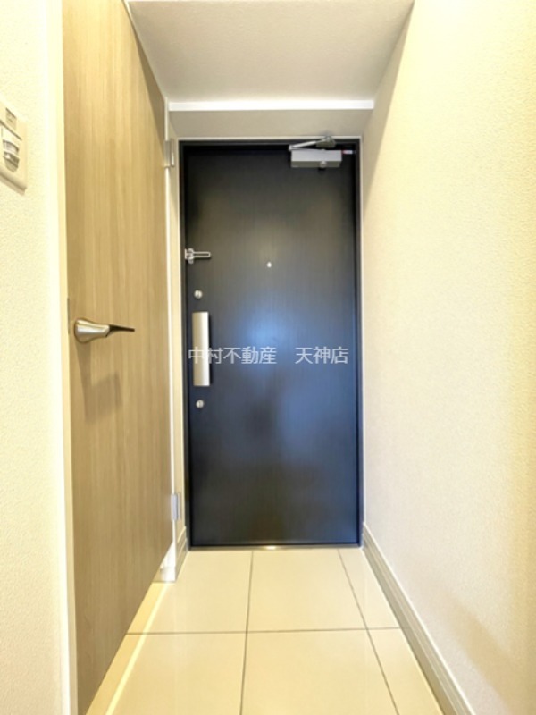  RLIV'S 天神南 玄関