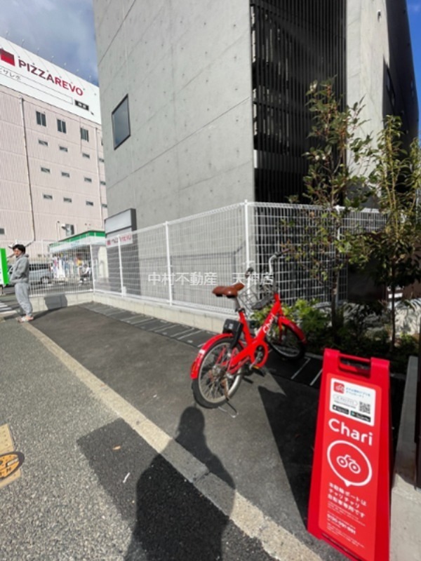  RLIV'S 天神南 駐車場