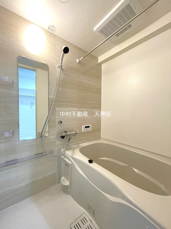 LIBTH薬院PREMIERE 風呂画像