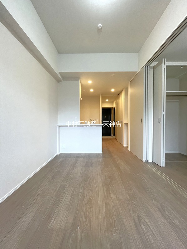 エンクレスト博多RIVERSIDE リビング