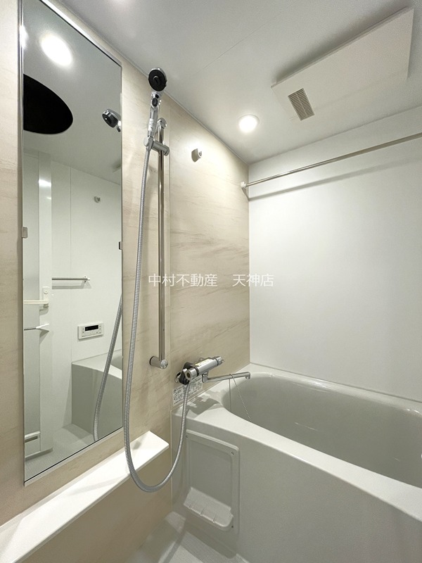 エンクレスト博多RIVERSIDE 風呂画像
