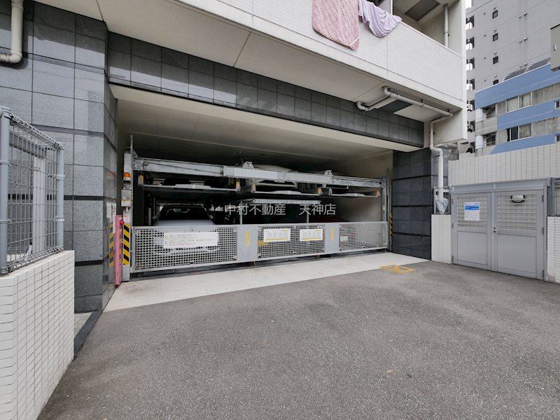 エステムプラザ天神EASTプレミアムタワー 駐車場