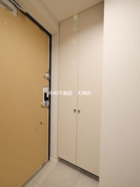 C CHARMANT HAKATA 玄関