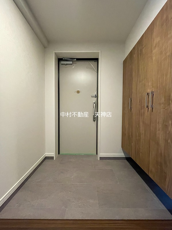 アクレール小笹南坂 玄関