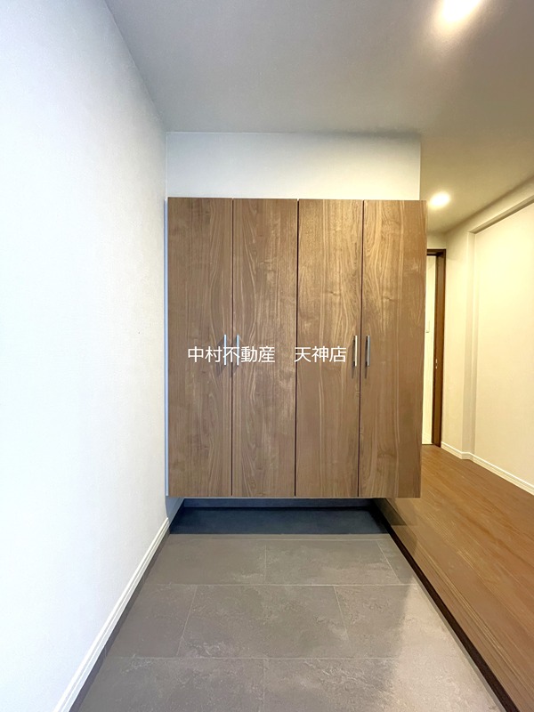 アクレール小笹南坂 玄関