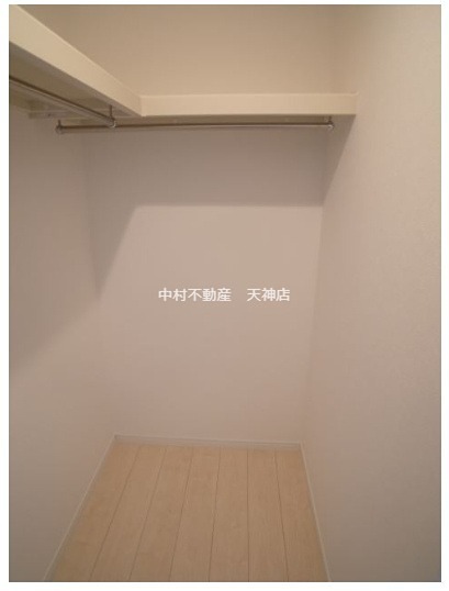 Ｌ・コスモ井尻 収納