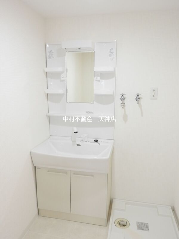 日商岩井福凌マンション 洗面所
