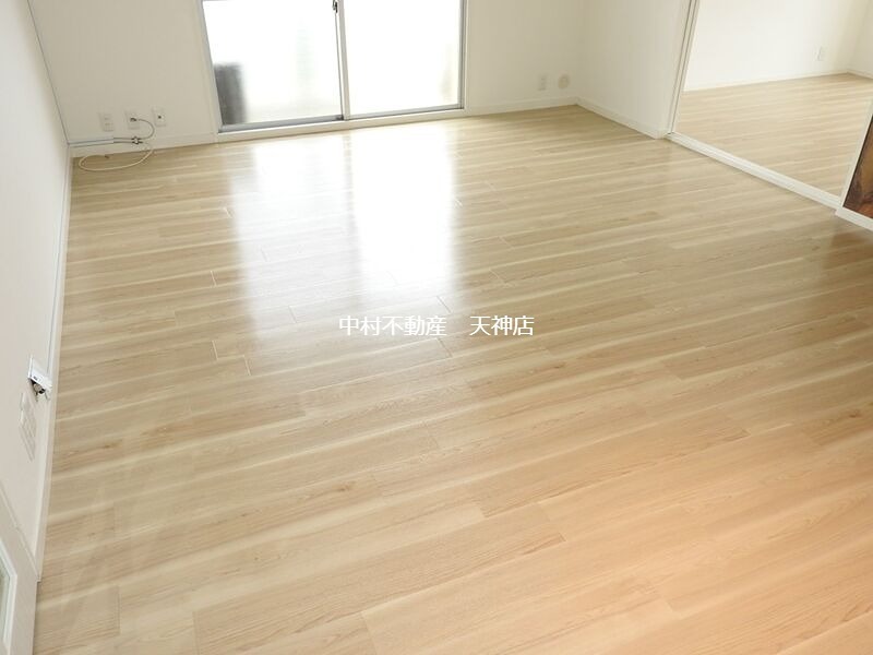 日商岩井福凌マンション リビング